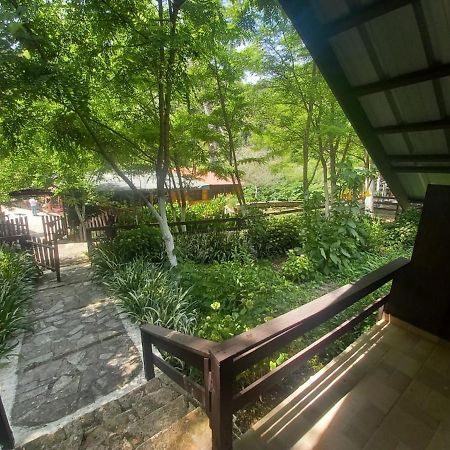 Villa Syri Kalter Sarande Luaran gambar